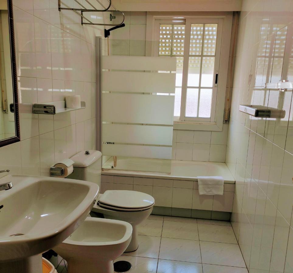 Apartamentos Rotilio 2021 Sanxenxo Bagian luar foto