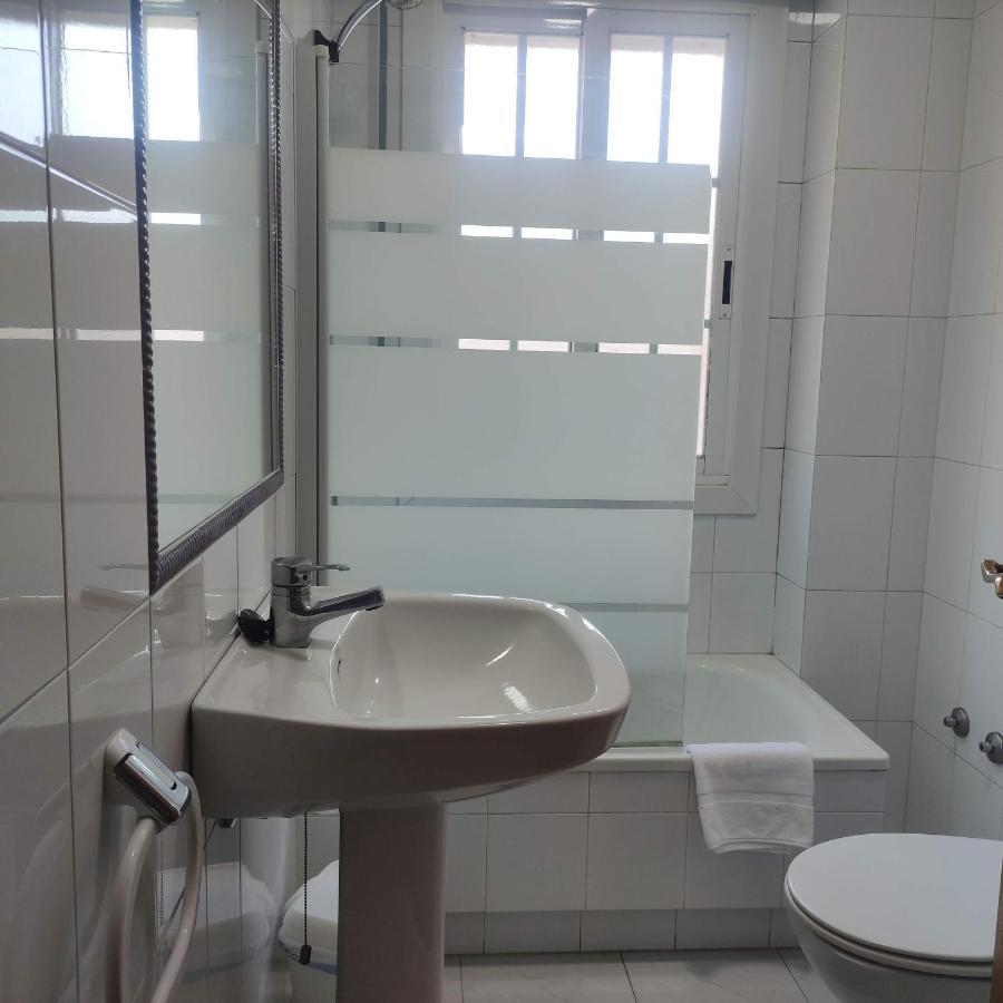 Apartamentos Rotilio 2021 Sanxenxo Bagian luar foto